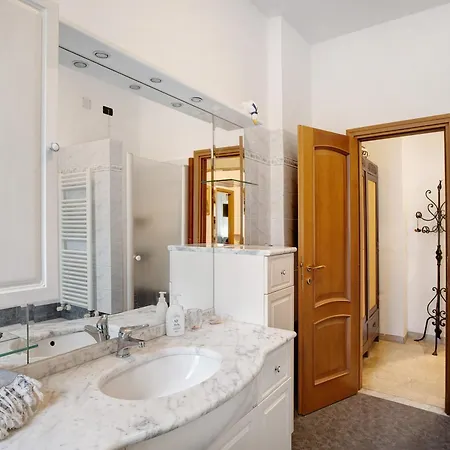 Apartment Alassio Holiday *